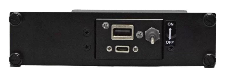 Dual USB-A + USB-C IPS